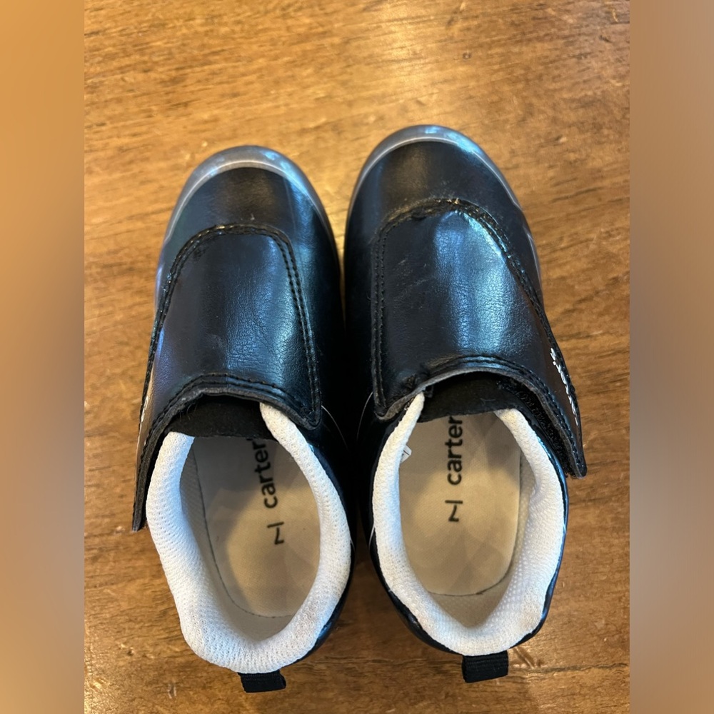 Carter’s Toddler Soccer Cleats Size 7